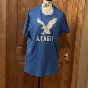 American Eagle Large Men’s T shirt in blue.